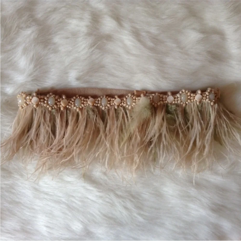 ANTHROPOLOGIE Cream Beaded Feather Trim Belt - Picture 2 of 9